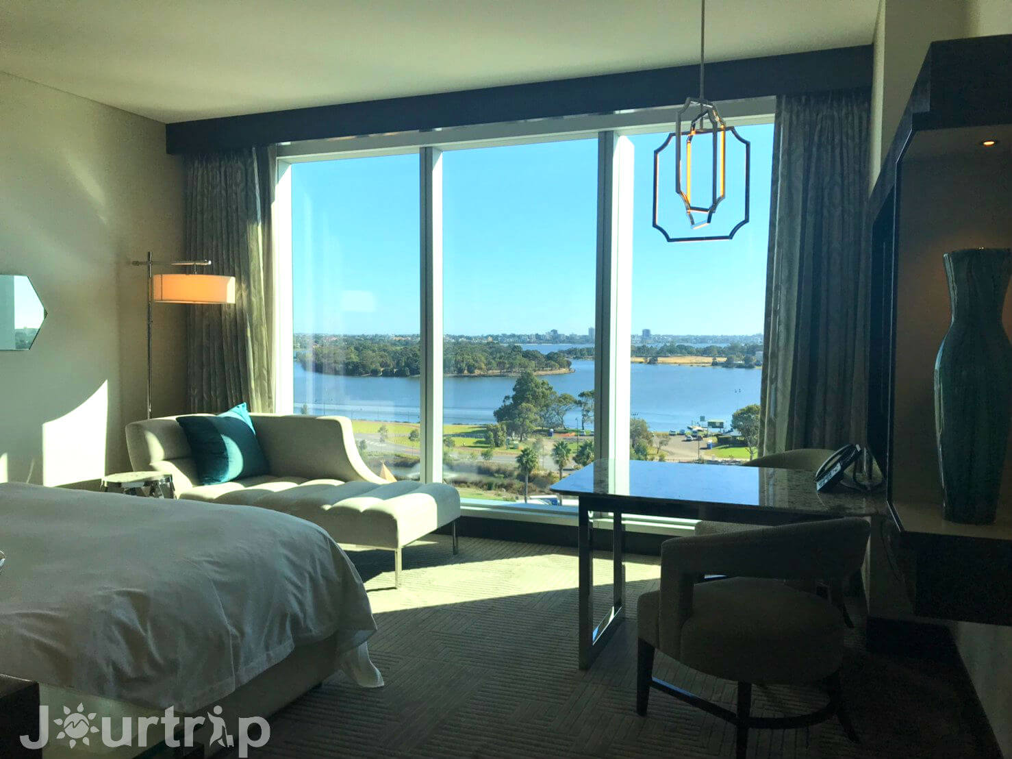 伯斯五星級飯店