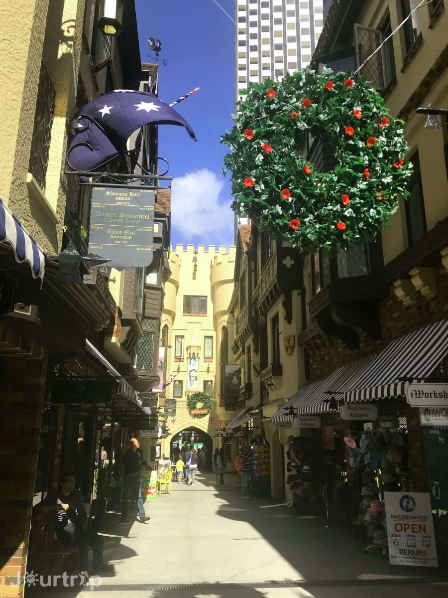 倫敦閣 London Court