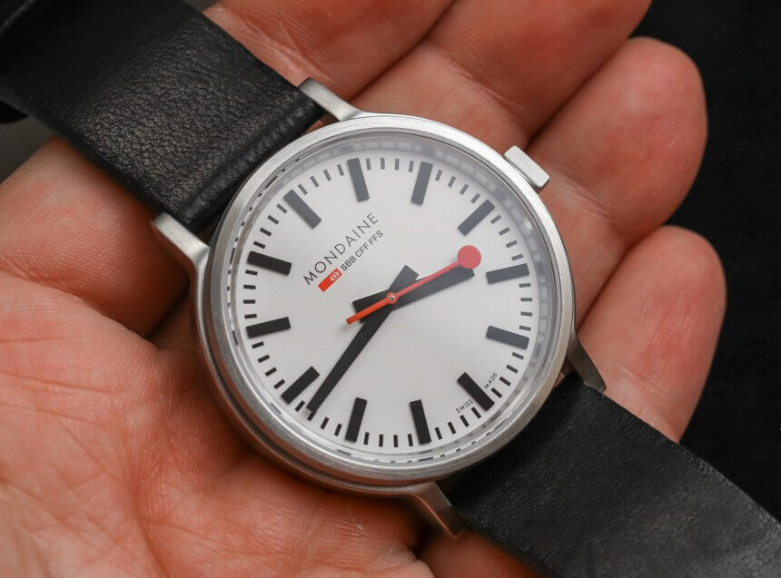 MONDAINE瑞士國鐵錶