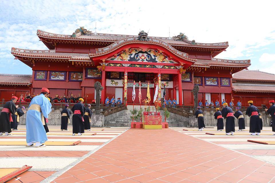 首里城守禮門觀光